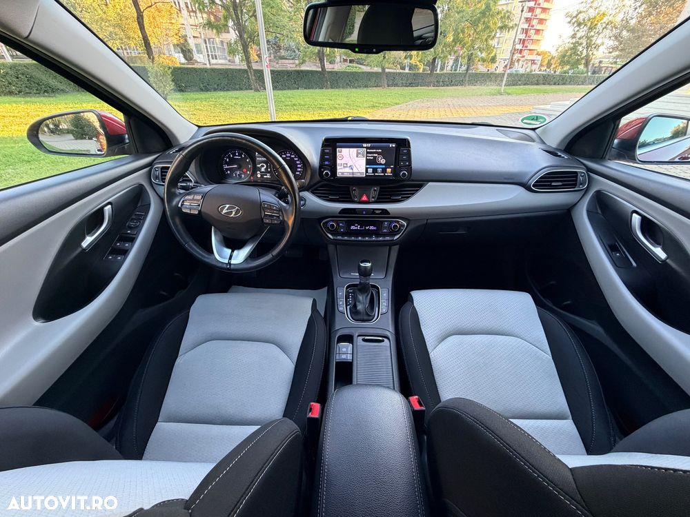 Hyundai i30 1.4 T-GDI DCT Premium - 4