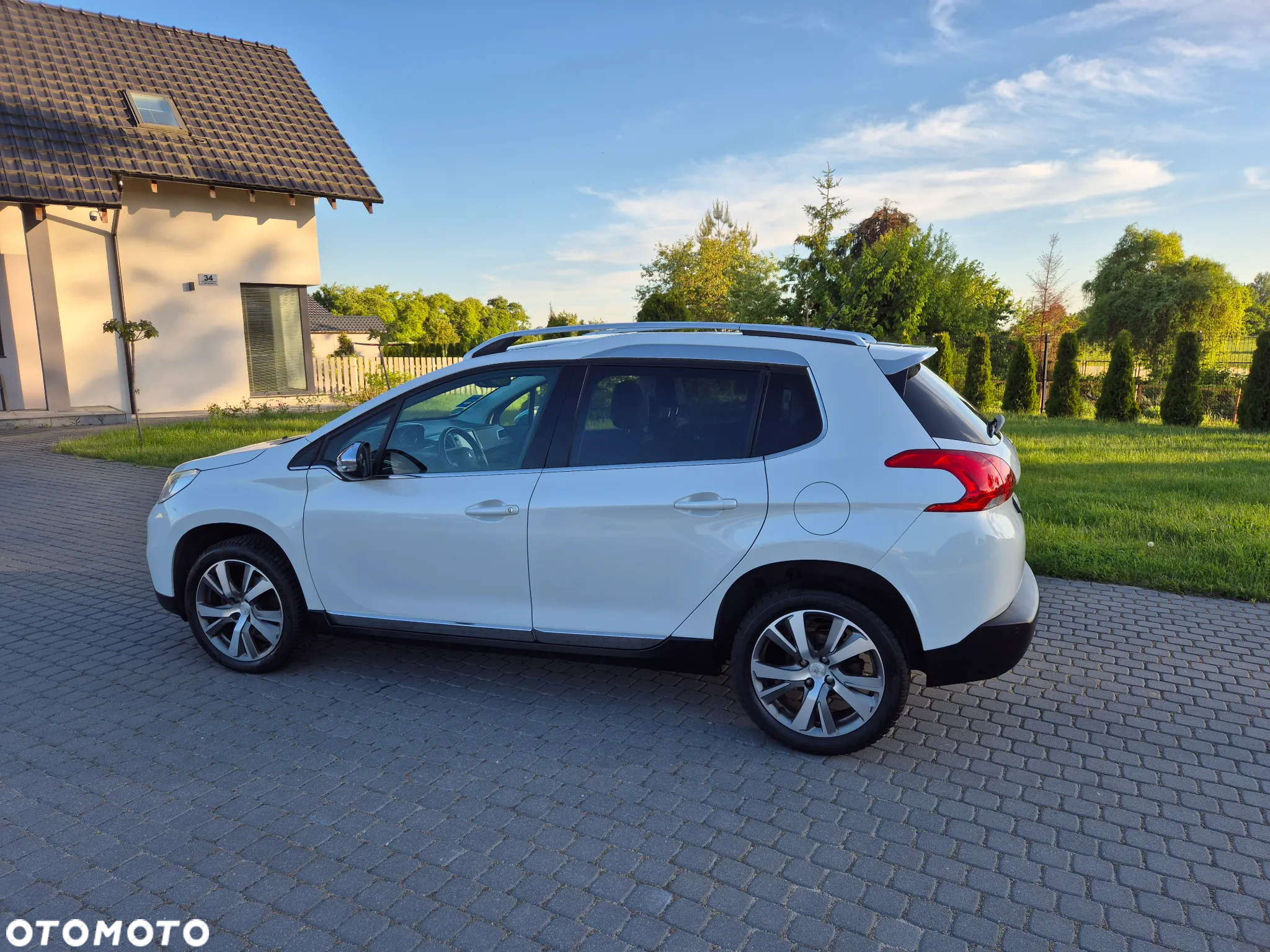 Peugeot 2008 e-HDi FAP 115 STOP & START Business-Line - 15