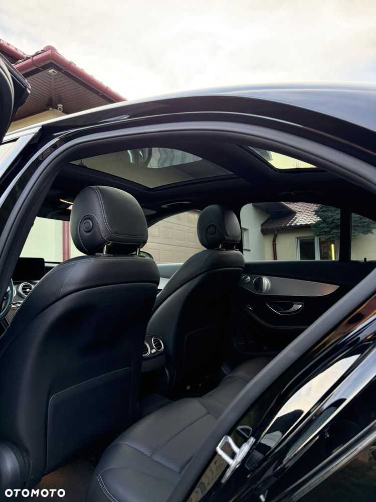 Mercedes-Benz Klasa C 200 4MATIC 9G-TRONIC - 11