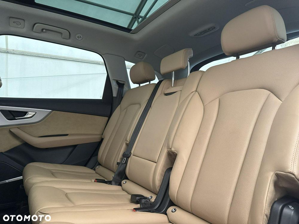 Audi Q7 - 19