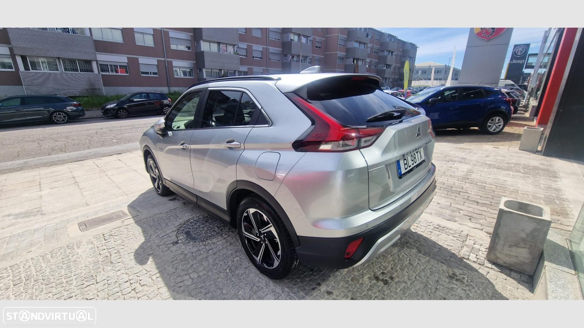 Mitsubishi Eclipse Cross 2.4 PHEV eMotion - 4