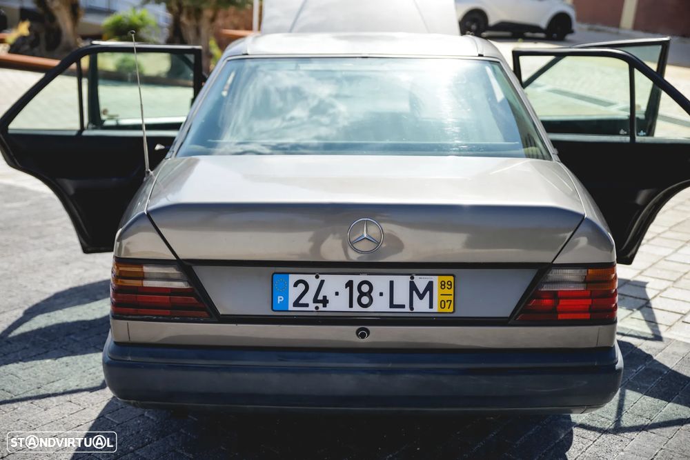 Mercedes-Benz W124 (1984-1997) 200 D - 15