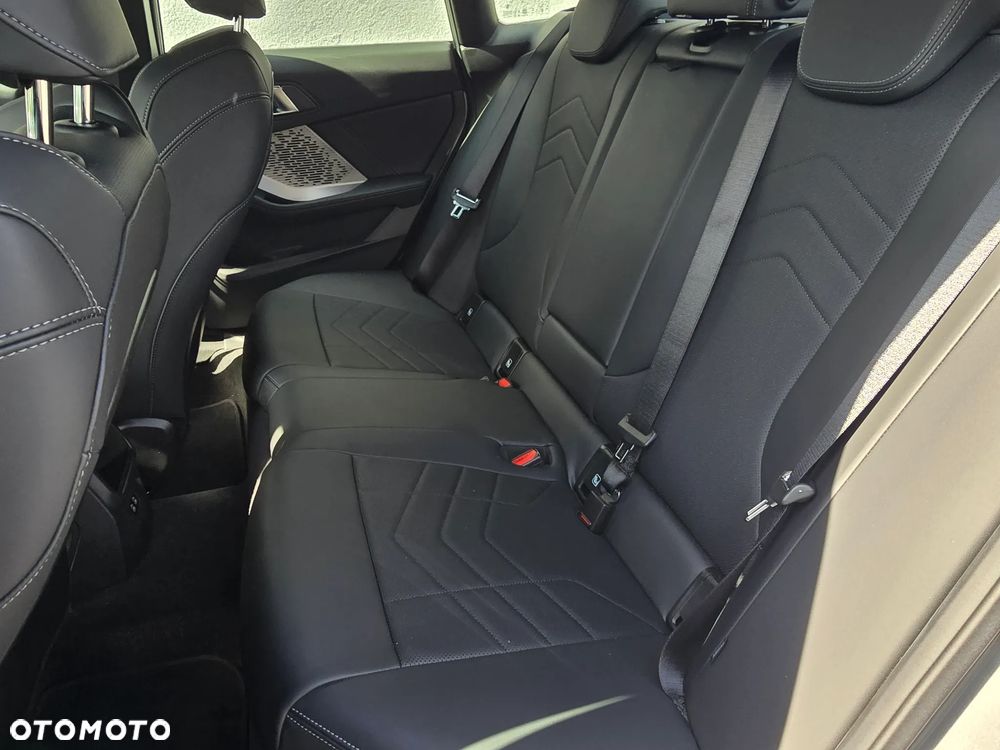 BMW Seria 2 220i mHEV M Sport sport - 11