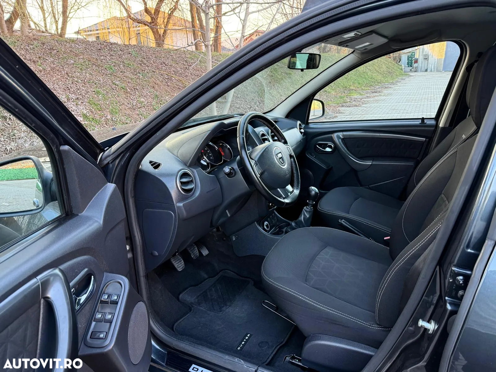 Dacia Duster 1.5 dCi 4x4 Laureate - 15