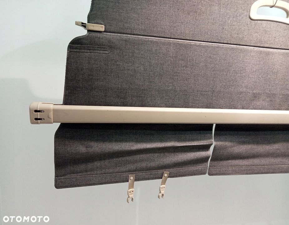 ROLETA BAGAŻNIKA TOYOTA LAND CRUISER 150 JASNA - 2