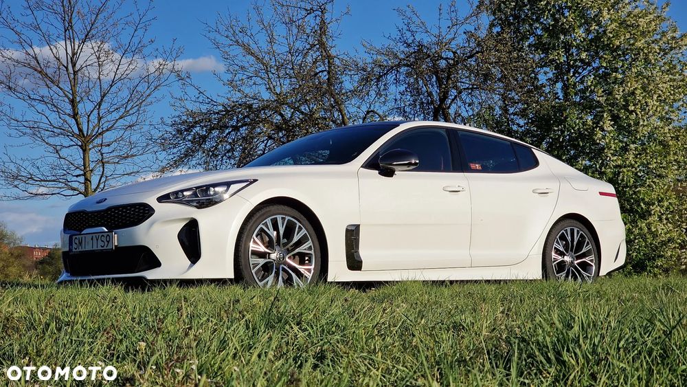 Kia Stinger 2.0 T-GDI GT Line - 4