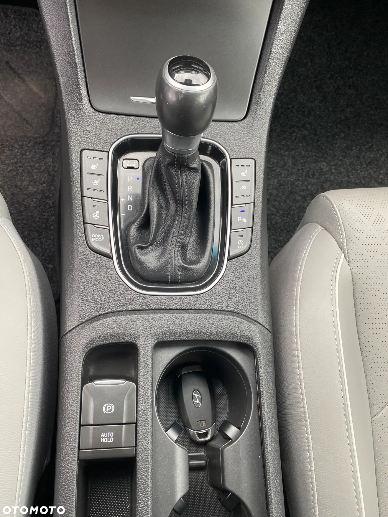 Hyundai i30 1.6 D Premium DCT - 23