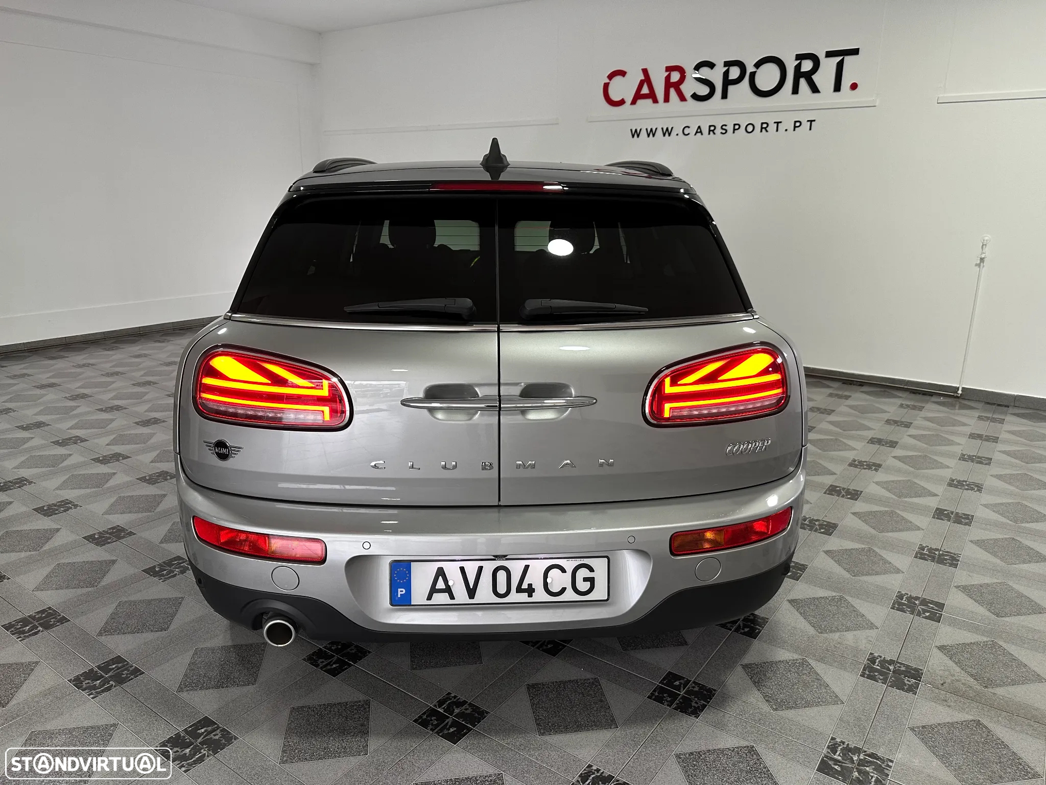 MINI Clubman Cooper Premium Plus Classic Auto - 6