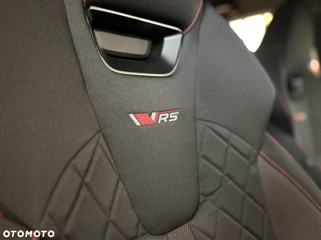 Skoda Octavia 2.0 TSI RS DSG - 23