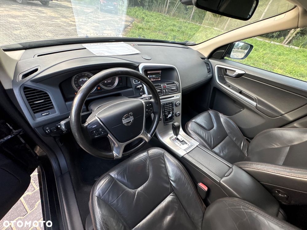 Volvo XC 60 2.4D AWD Summum - 22