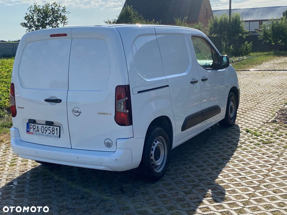 Opel COMBO - 4