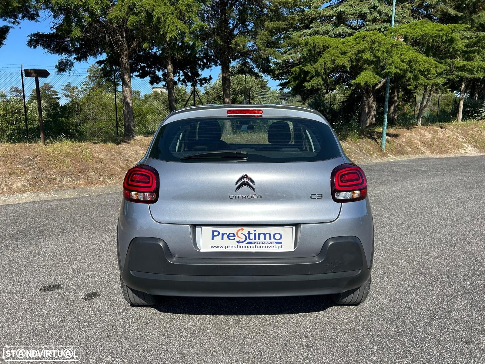 Citroën C3 1.2 PureTech Shine - 22