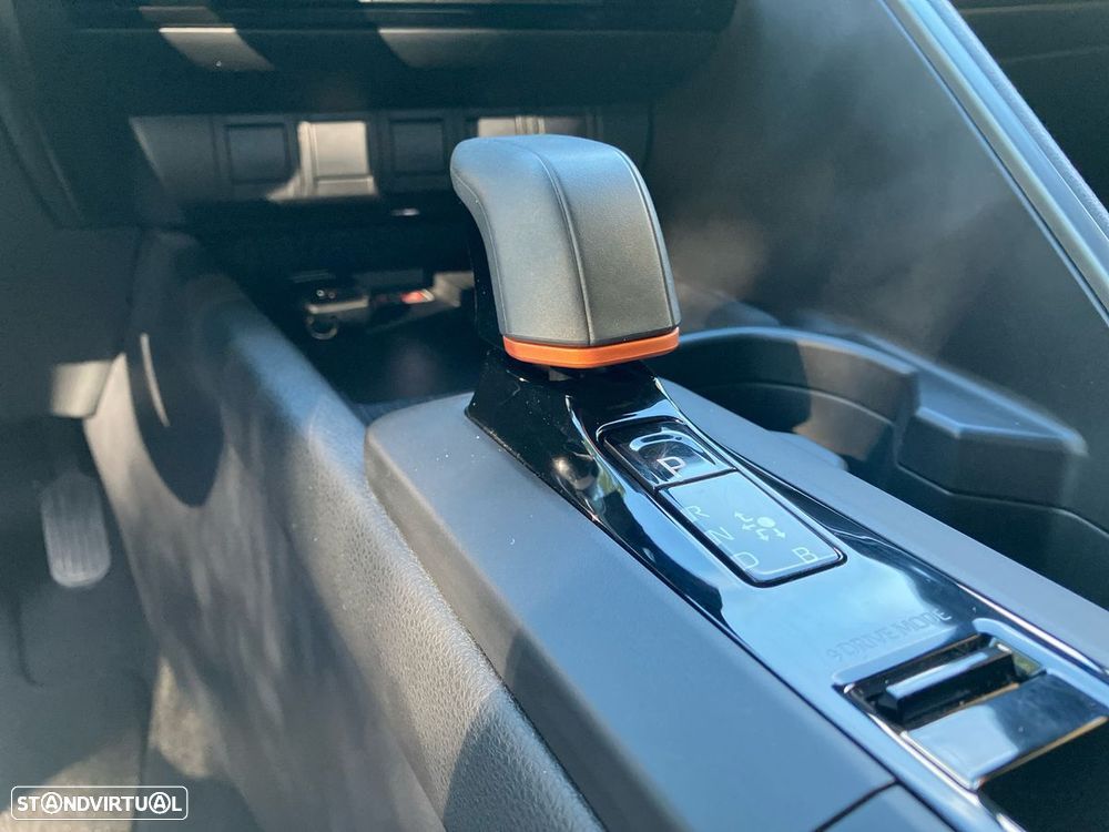 Toyota C-HR 1.8 Hybrid Square Collection - 32