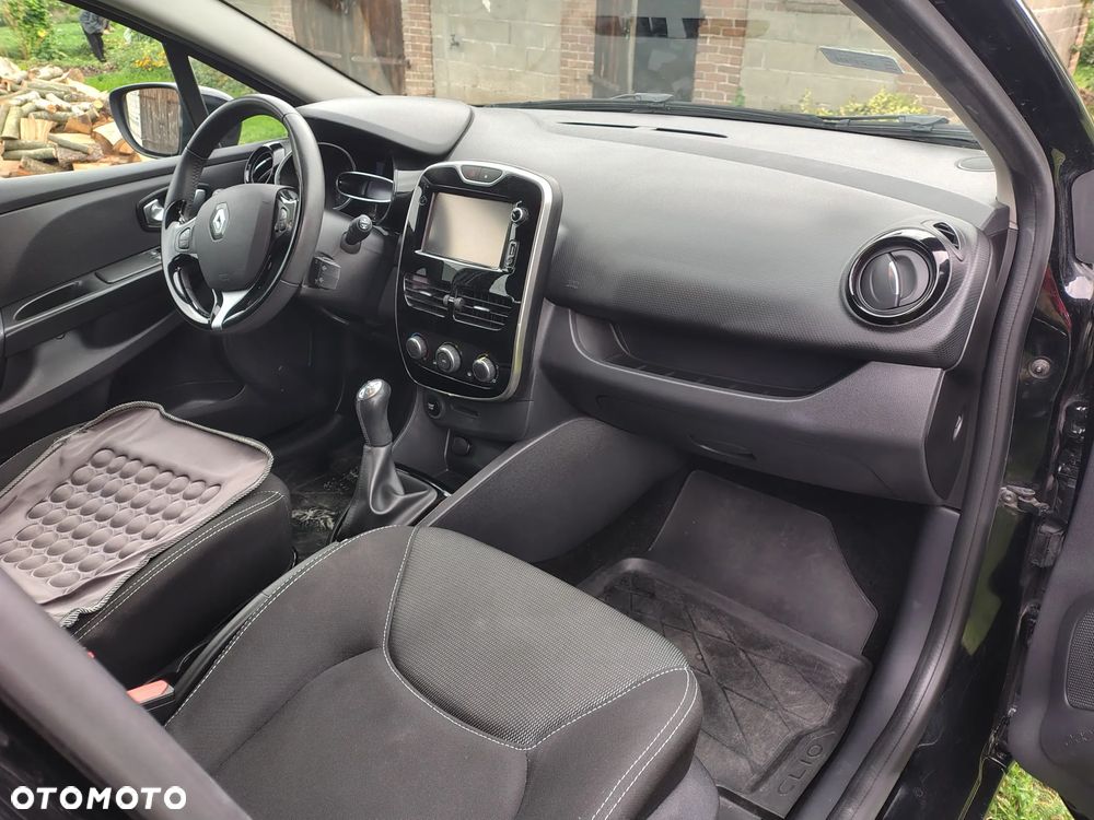 Renault Clio 1.2 16V Alize - 9