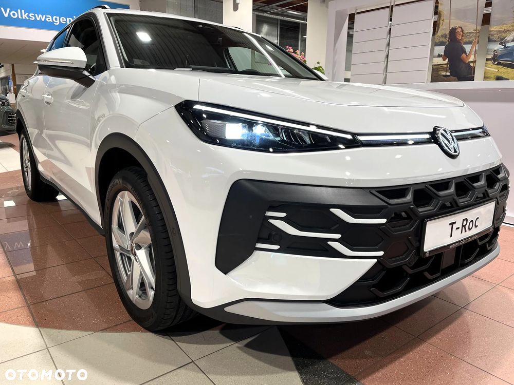 Volkswagen T-Roc 1.5 eTSI Life DSG - 37