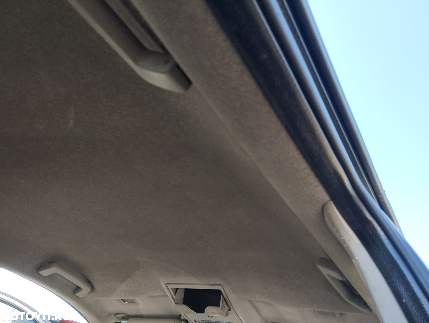 Dezmembrari  Ford MONDEO Mk 3  2000  > 2007 2.0 TDCi Motorina - 3