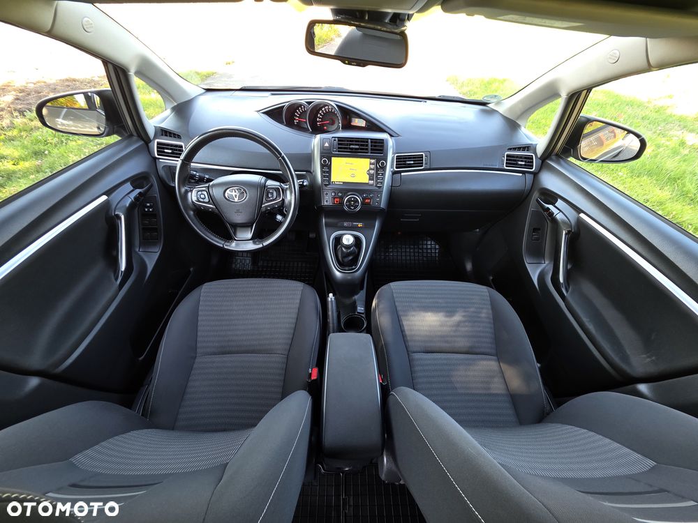 Toyota Verso - 26