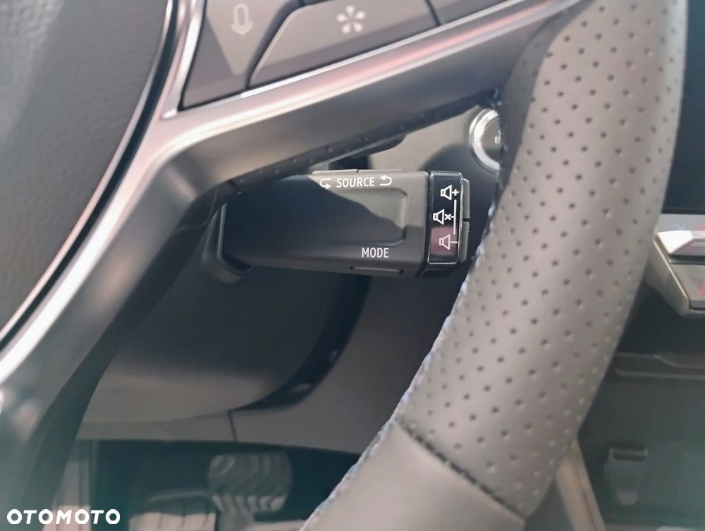 Renault Captur 1.8 E-TECH Full Hybrid 160 Techno - 17