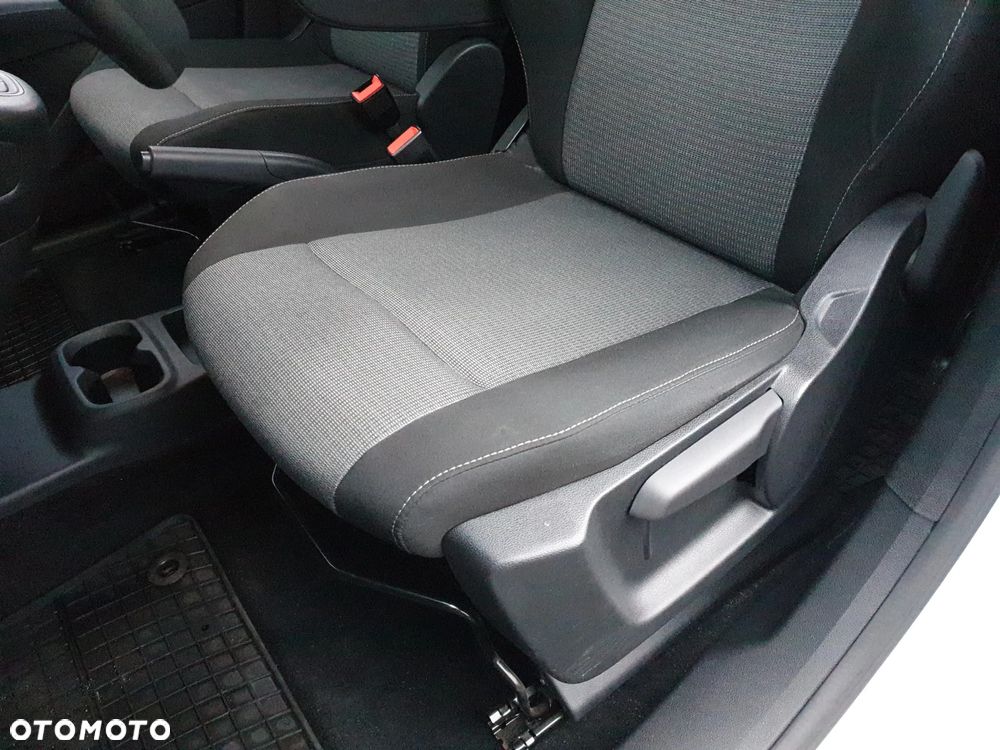 Toyota Proace City Verso 1.2 D-4T Business - 12