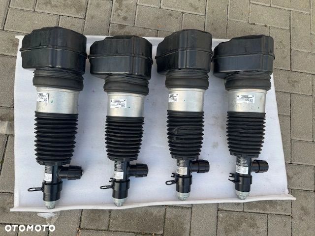 BMW G70 4WD 5A68794 5A3DF22 amortyzator ORYG NOWY GWARANCJA! - 1