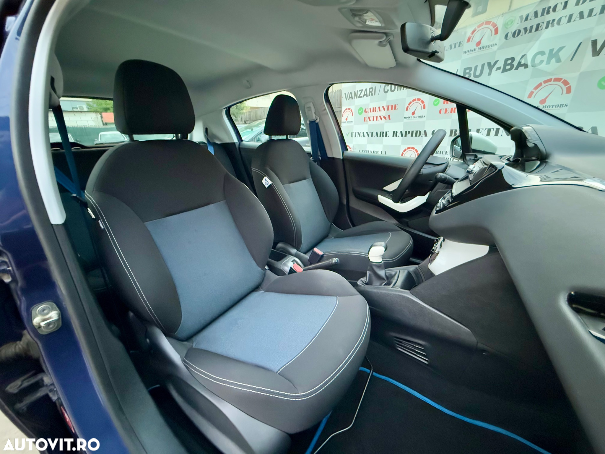 Peugeot 208 1.0 L PureTech Active - 18