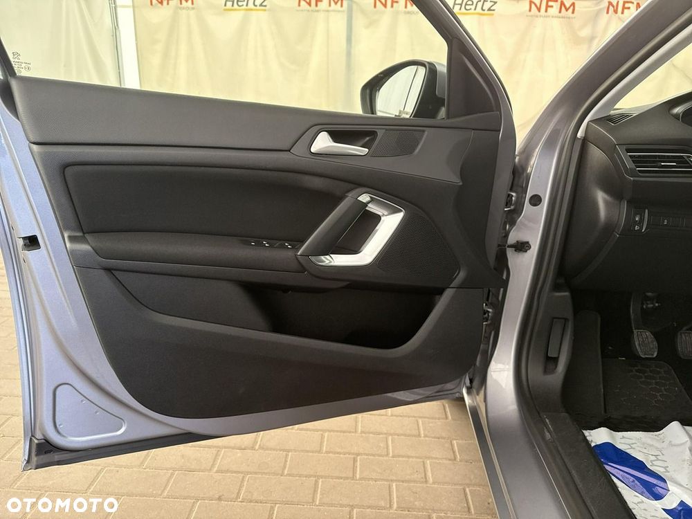 Peugeot 308 - 11