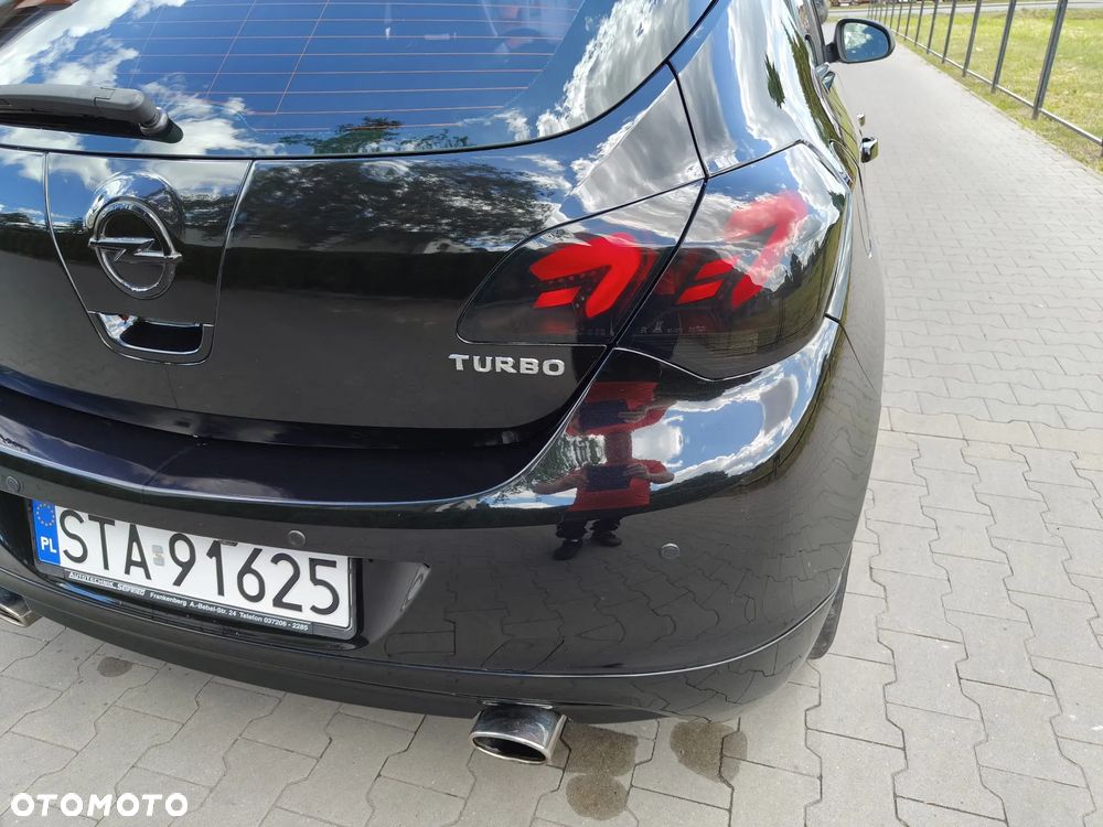 Opel Astra 1.4 Turbo Cosmo - 10