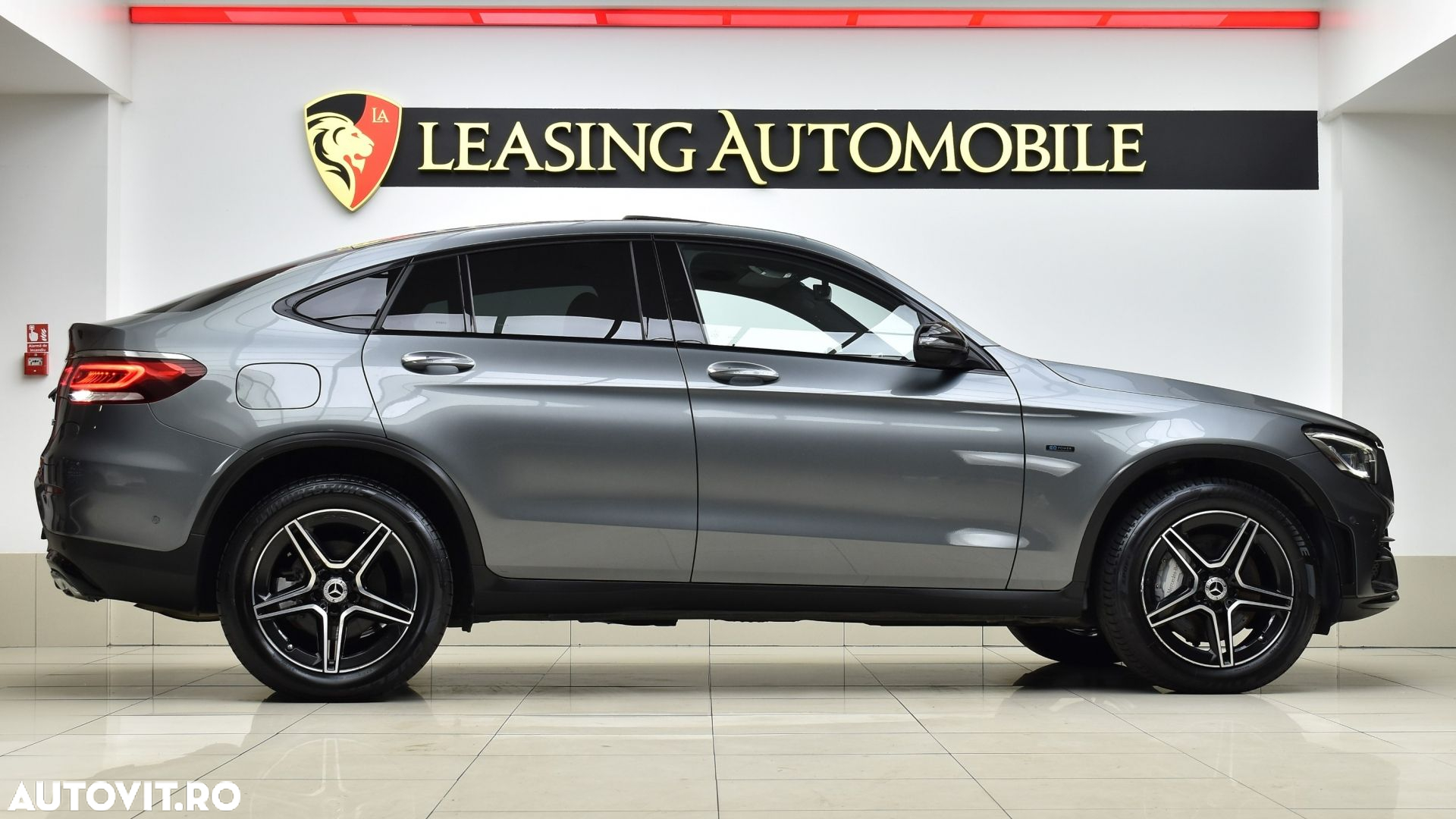 Mercedes-Benz GLC Coupe 300 e 4Matic 9G-TRONIC AMG Line - 7