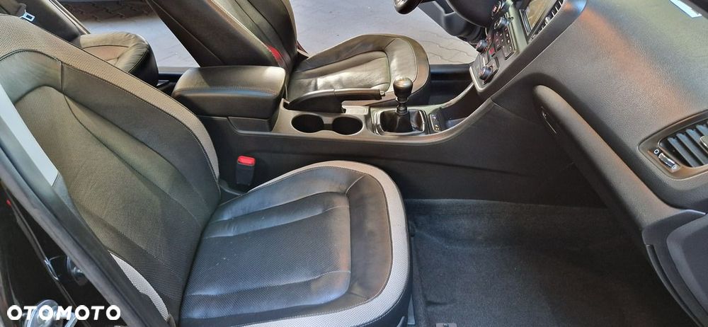 Kia Optima - 27