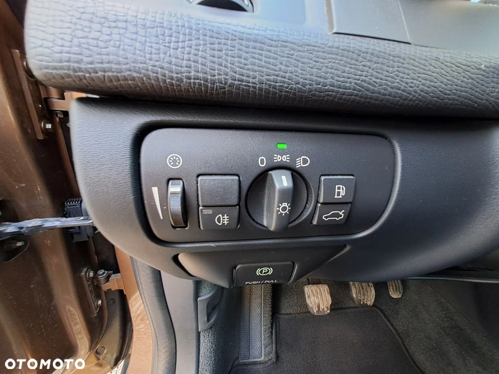 Volvo XC 60 - 18