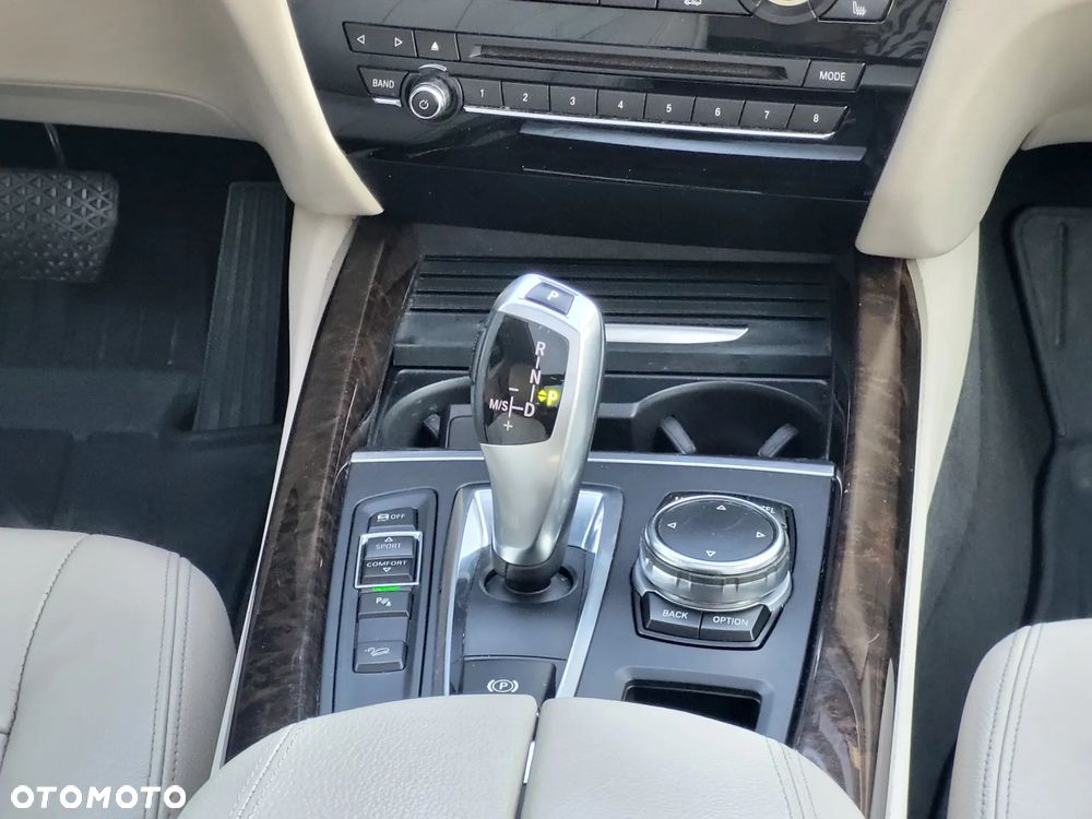 BMW X5 3.5i xDrive - 15