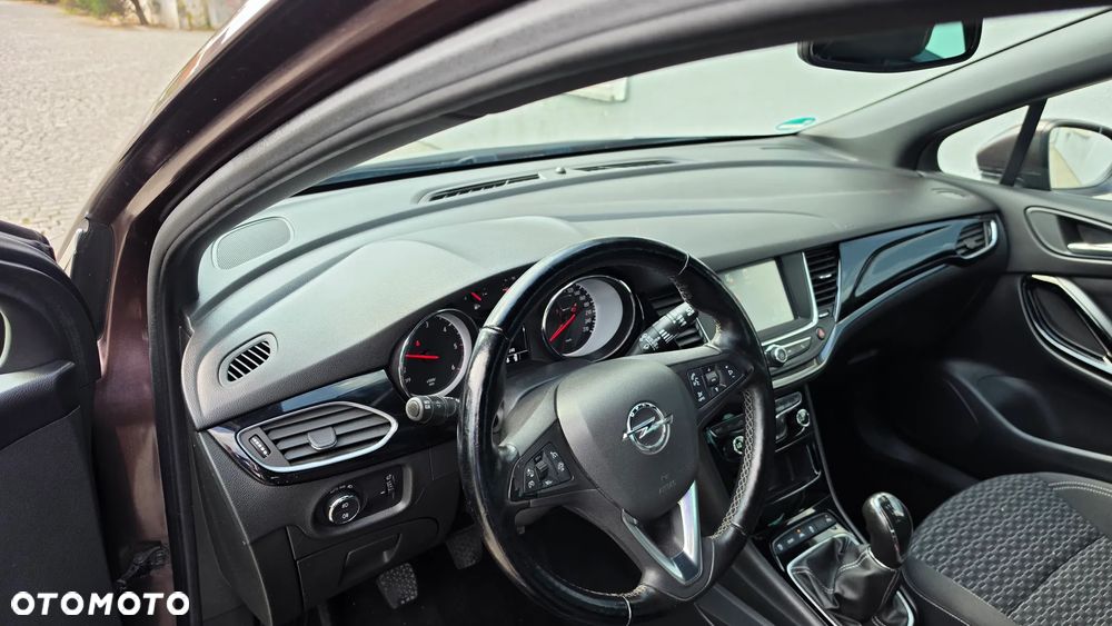 Opel Astra 1.6 D Start/Stop Innovation - 8