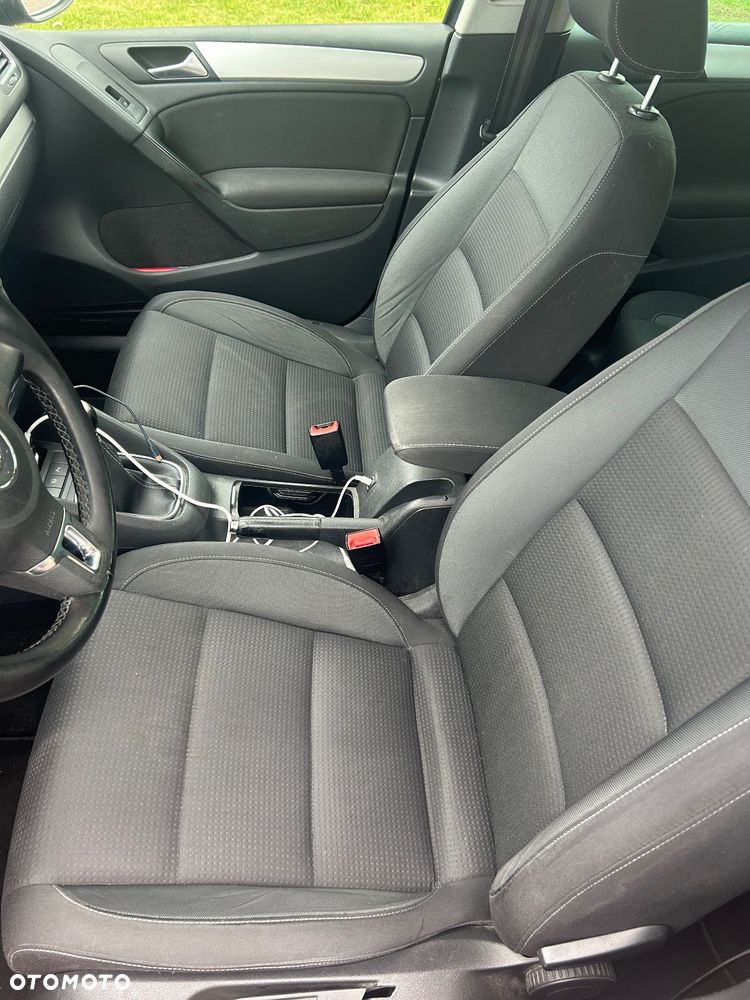 Volkswagen Golf 1.6 TDI DPF Trendline - 15