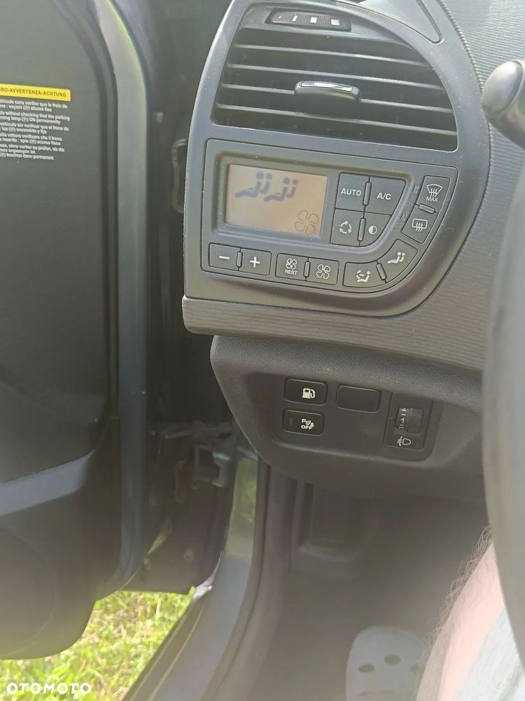 Citroën C4 Picasso 1.6 HDi SX - 15