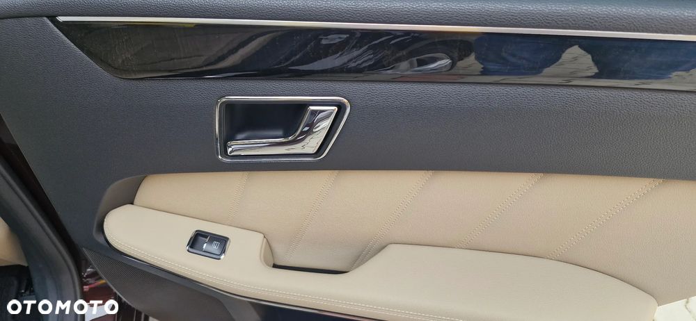 Mercedes-Benz Klasa E 220 CDI Automatik Avantgarde - 25