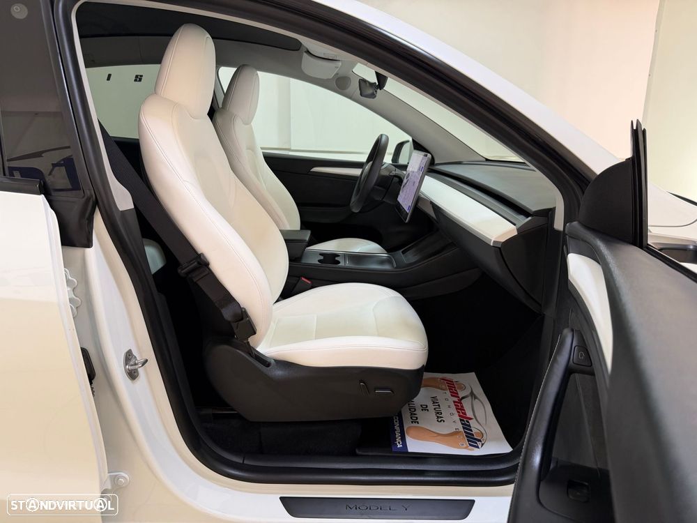 Tesla Model Y Tração Traseira - 45