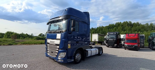 DAF XF 106 Euro 6 LowDeck Mega