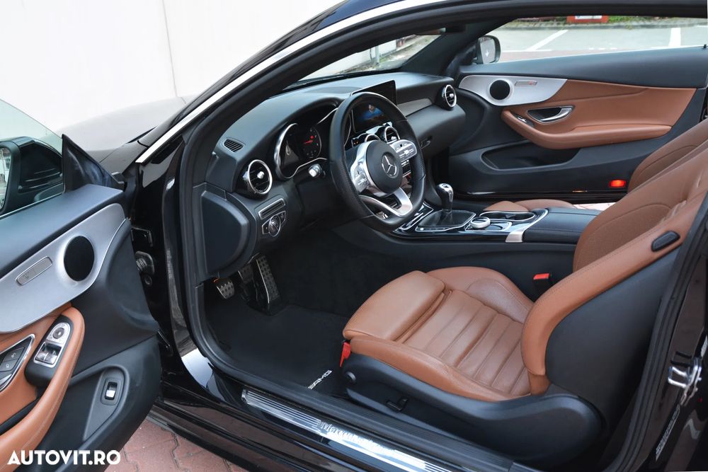 Mercedes-Benz C - 9
