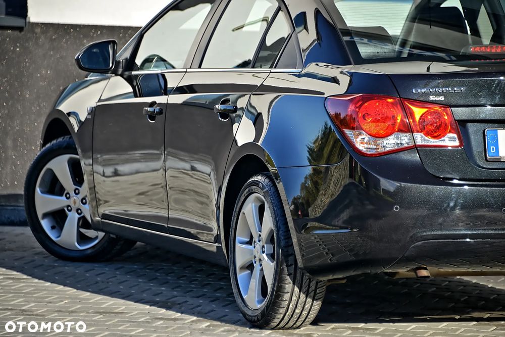 Chevrolet Cruze - 16