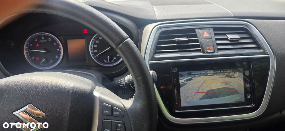 Suzuki S-Cross - 22