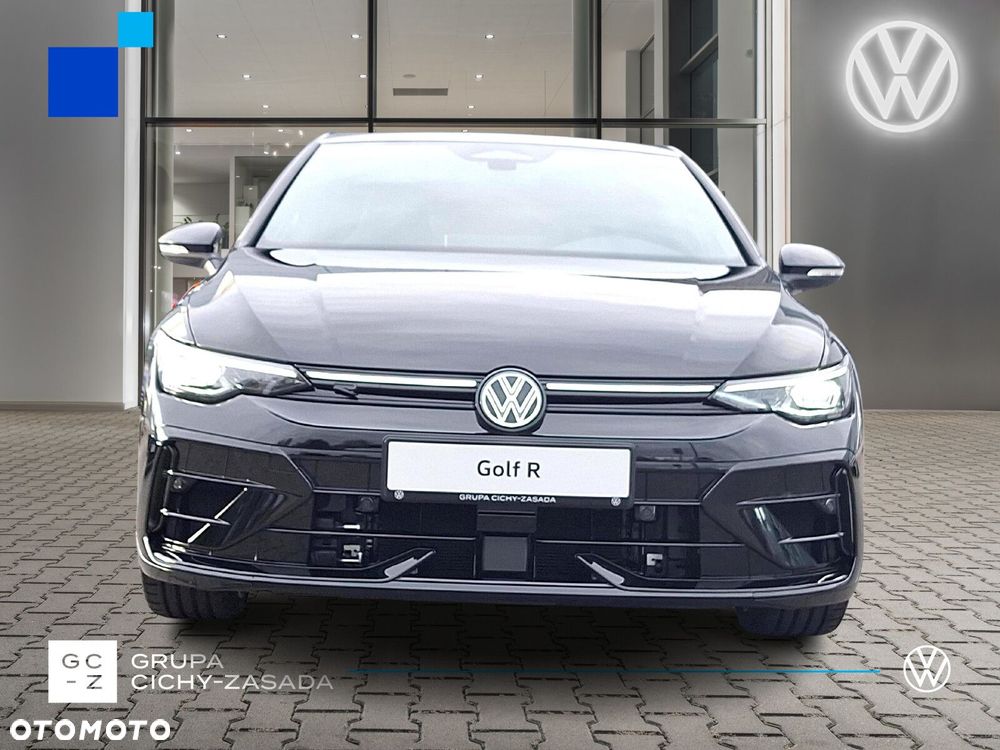 Volkswagen Golf - 2