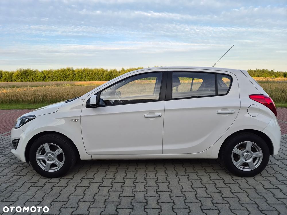 Hyundai i20 1.2 Trend - 11