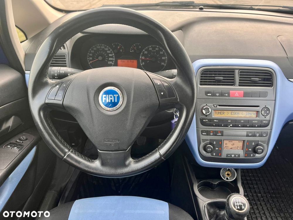 Fiat Grande Punto - 14