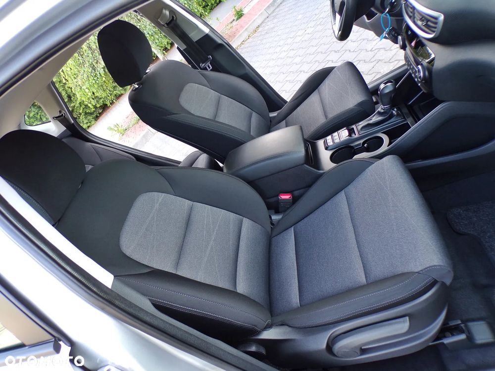 Hyundai Tucson 1.6 CRDi 48V-Hybrid 2WD DCT Select - 30