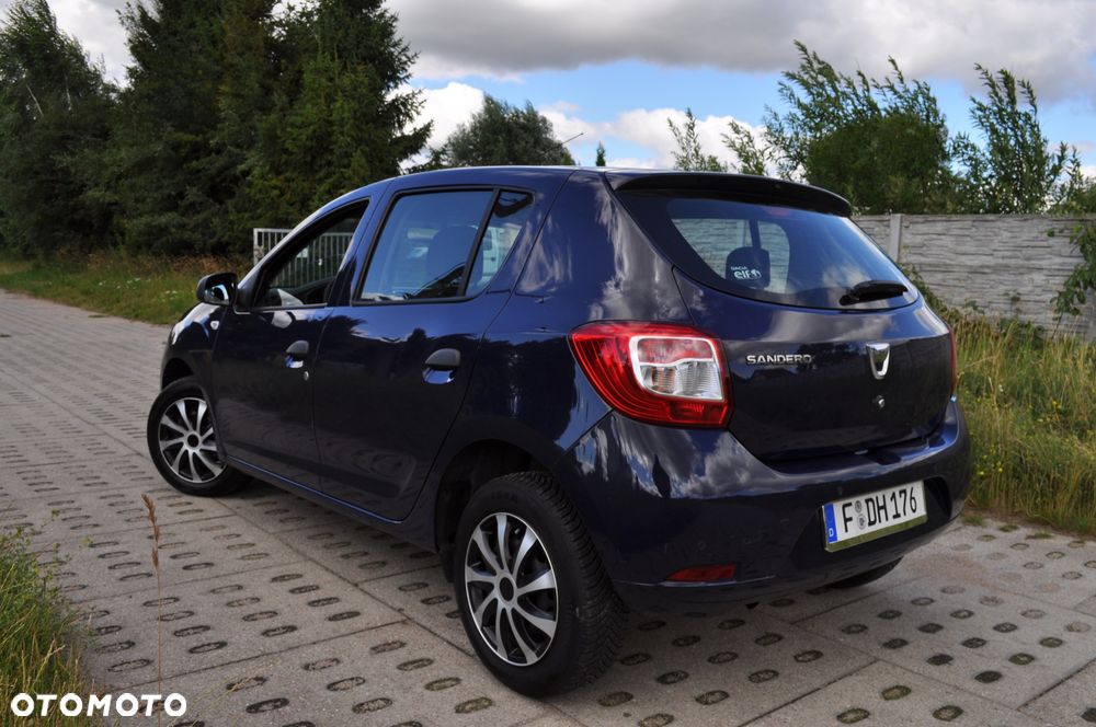 Dacia Sandero 1.2 16V 75 Celebration - 4