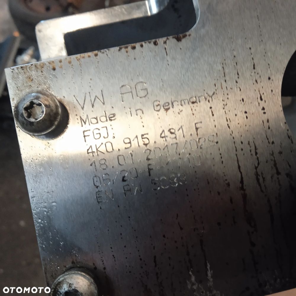 Obudowa akumulatora A6 C8 4K0915431F - 2