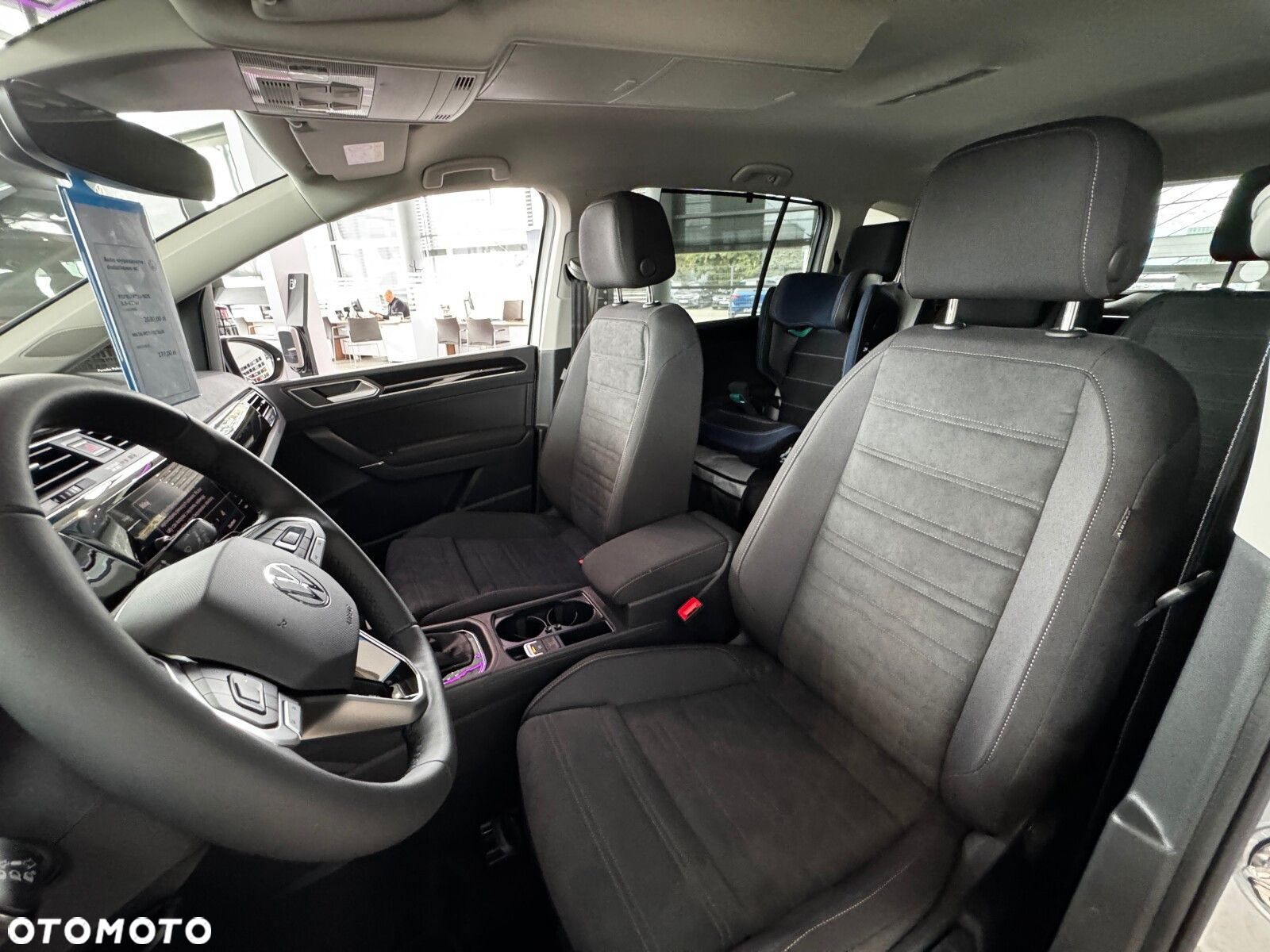Volkswagen Touran 1.5 TSI EVO Highline DSG - 6