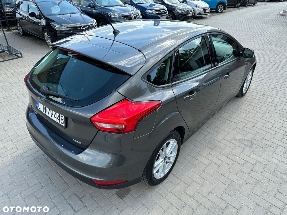 Ford Focus - 33