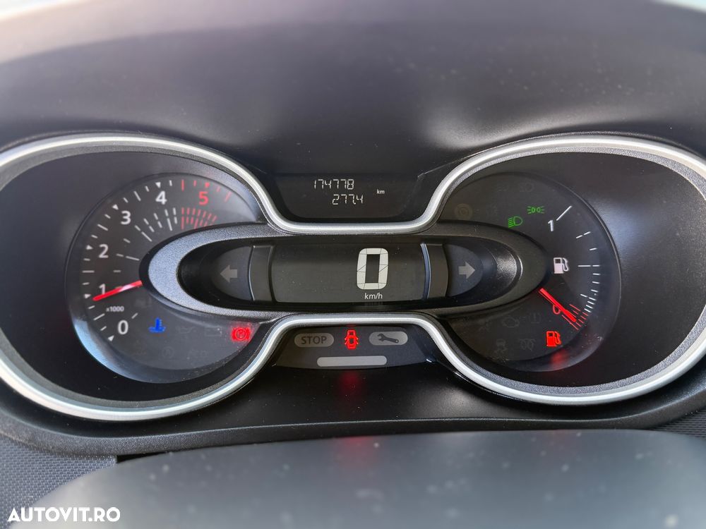 Renault Trafic Grand Combi Life - 12