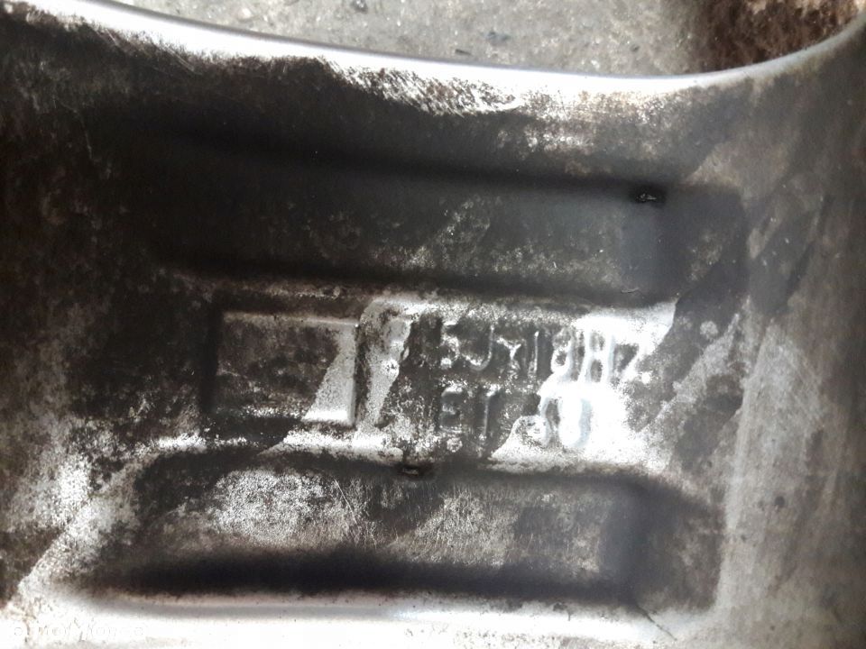 Mercedes E-Klasa 212 felga felgi 8.5Jx18H2 ET48 - 8